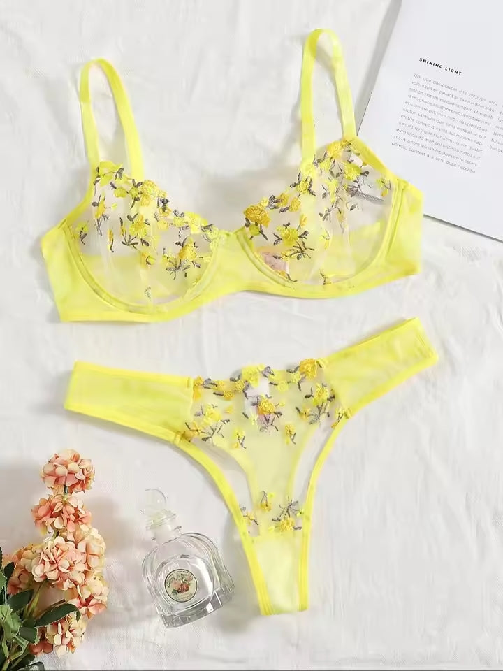 Conjunto Sedução Floral 🌹 - Para Despertar Sua Sensualidade! 🔥