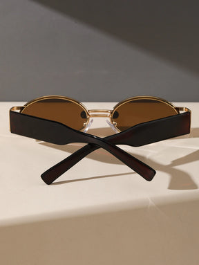 Oculos feminino Vintage Glam - O Clássico que Reinventa o Estilo ✨