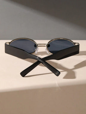 Oculos feminino Vintage Glam - O Clássico que Reinventa o Estilo ✨
