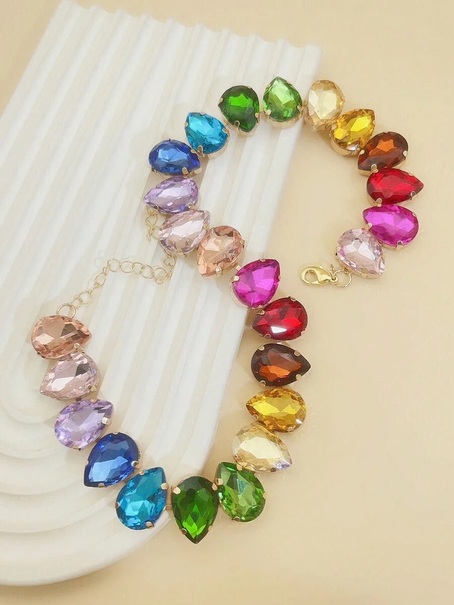 Colar feminino sofisticado