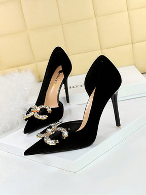 Scarpin de Camurça – 7cm de Salto, 3 Cores Exclusivas