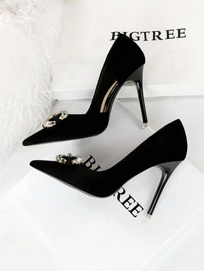Scarpin de Camurça – 7cm de Salto, 3 Cores Exclusivas