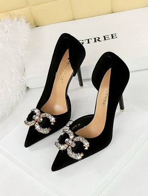 Scarpin de Camurça – 7cm de Salto, 3 Cores Exclusivas