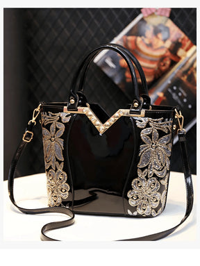 Bolsa Feminina de Couro Envernizado