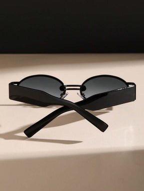 Oculos feminino Vintage Glam - O Clássico que Reinventa o Estilo ✨