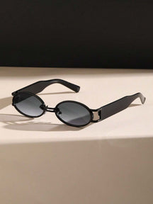 Oculos feminino Vintage Glam - O Clássico que Reinventa o Estilo ✨