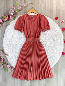 Vestido Midi Dengosa: Elegância e Modéstia para Mulheres de Fé