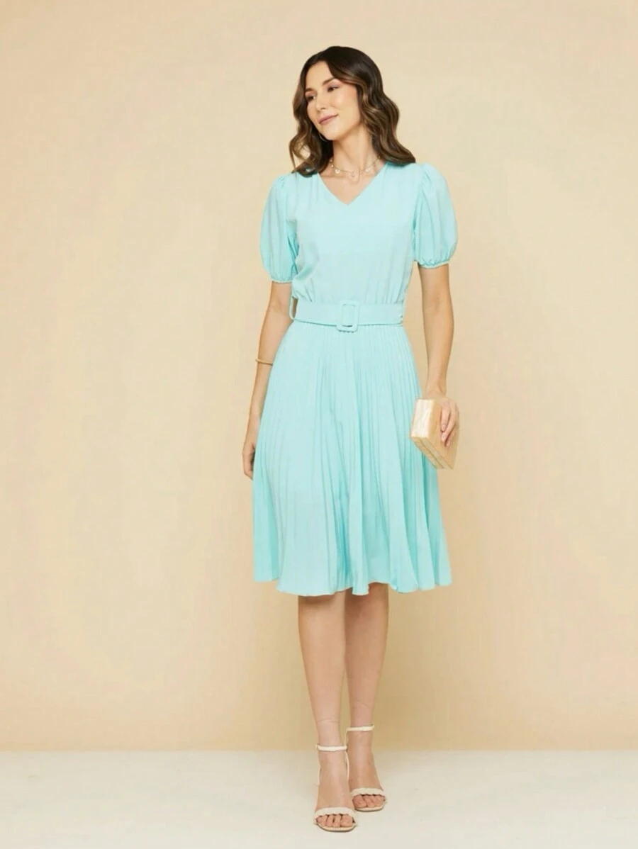 Vestido Midi Dengosa: Elegância e Modéstia para Mulheres de Fé