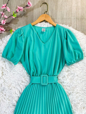 Vestido Midi Dengosa: Elegância e Modéstia para Mulheres de Fé