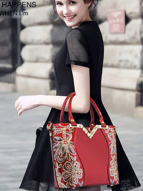 Bolsa Feminina de Couro Envernizado