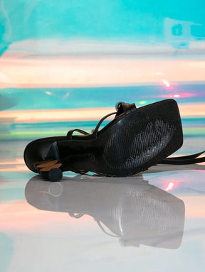 Sandália de Salto Alto Feminina com Decoração de Borboleta