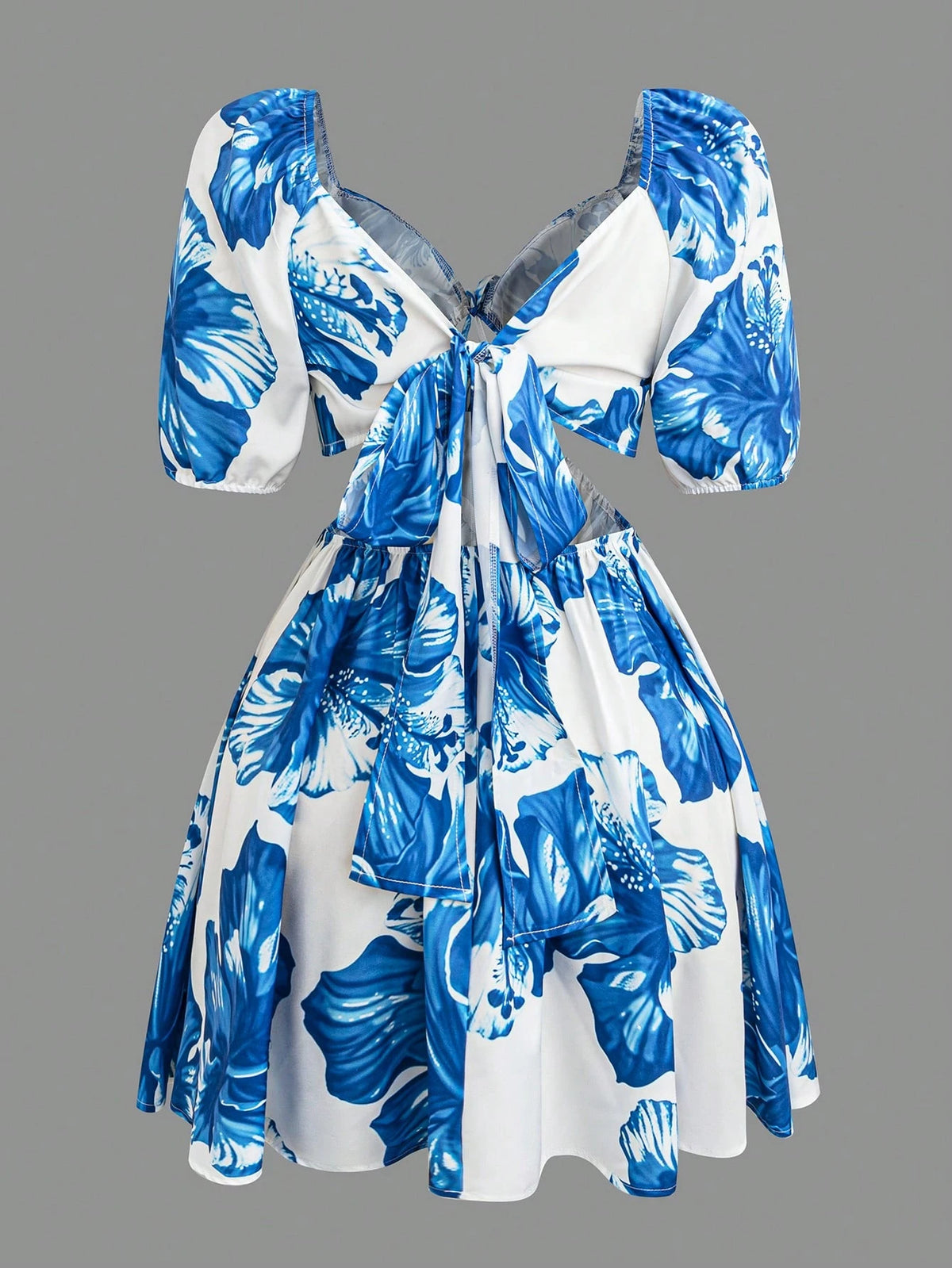 Vestido Curtinho Plus Size Floral – Casual e Elegante!