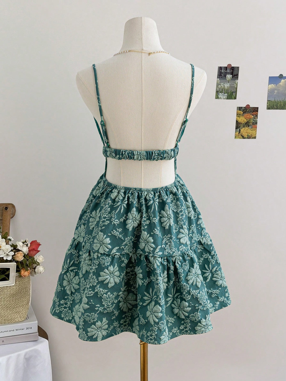 Vestido Curto com Decote em V – 9 Estampas e Cores