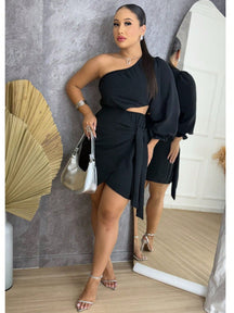 Vestido curto em crepe duna