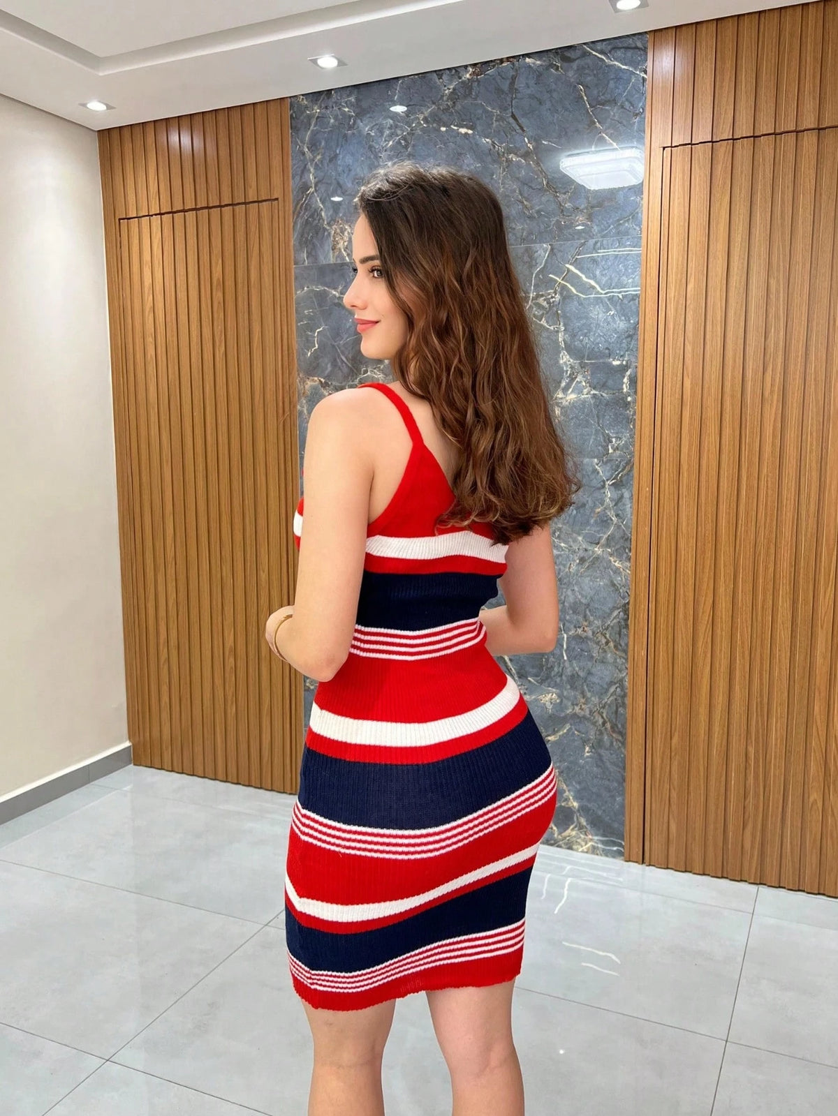 Vestido de Alcinha em Tricô – 5 Cores e Modelagem Perfeita!