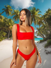 Biquíni Asa Delta Cropped Vermelho – 5 Tamanhos Disponíveis!