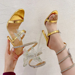 Butterfly Steps – Eleve-se ao Topo com Graça e Sofisticação! ✨