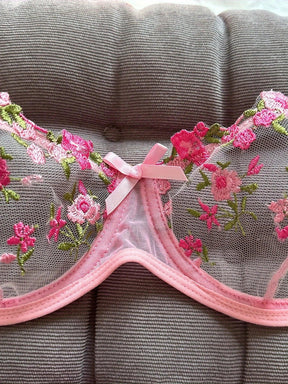 Conjunto Sedução Floral 🌹 - Para Despertar Sua Sensualidade! 🔥