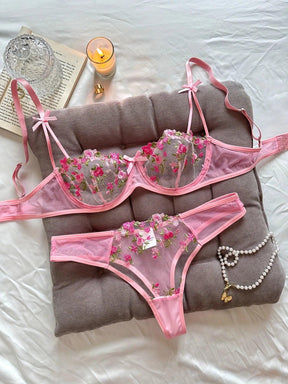 Conjunto Sedução Floral 🌹 - Para Despertar Sua Sensualidade! 🔥
