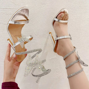 Butterfly Steps – Eleve-se ao Topo com Graça e Sofisticação! ✨