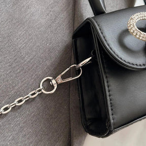 Bolsinha Elegância – O toque final que faz toda a diferença! ✨