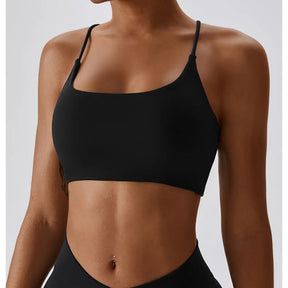 Top Esportivo Dengosa Academy com Estilo Impecável para Mulheres Ativas! 🔹